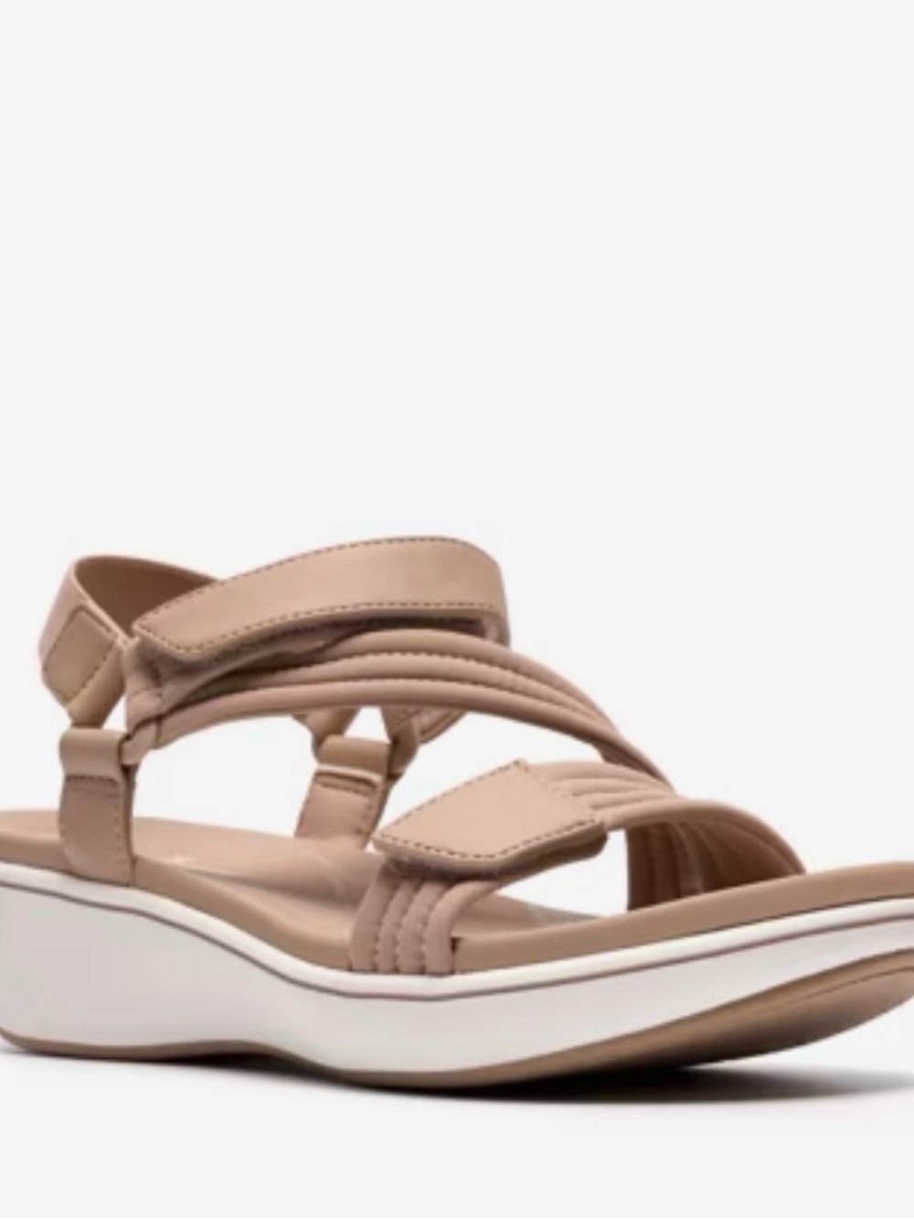 Women's Clarks Cloudsteppers BreezeRae Sun Wedge Sandals Sand